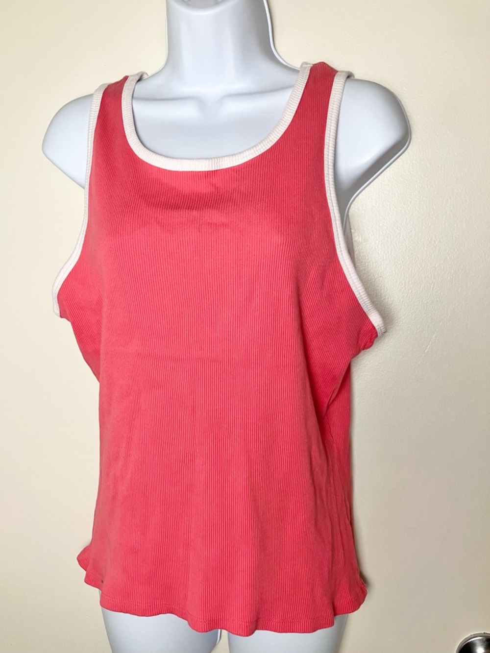 Lady Foot Locker Sport Vintage Ribbed‎ Fitted Tank Top White trim Size XXL